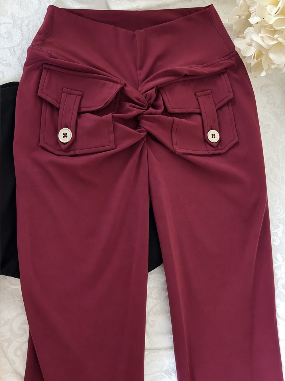 YEOREO black cherry Flare Leg PANT Like New
